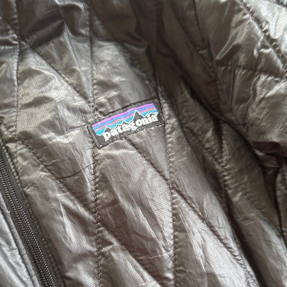 Patagonia Quilted Jacket in Black - Picture 3 of 6